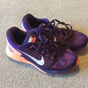 nike lunarglide running shoes